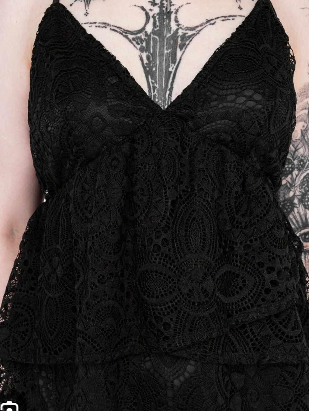Disurbia Rumour Black Lace Tiered Camisole Top... Sold Out! Never Worn. Size 14